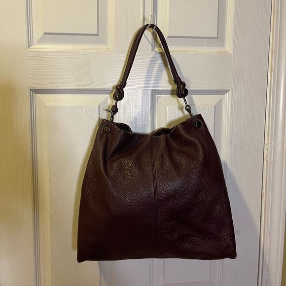 Vince Camuto pebble leather deep purple Hobo shoulder bag silver tone hardwares - Picture 2 of 15